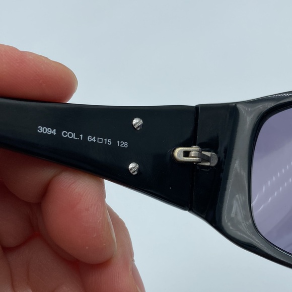 CHANEL CC LOGO CRYSTAL BLACK POLARIZED SUNGLASSES - Picture 9 of 13